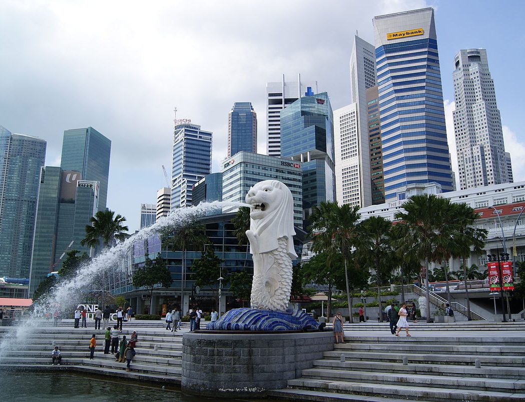 1200px-Merlion_and_the_Singapore_Skyline